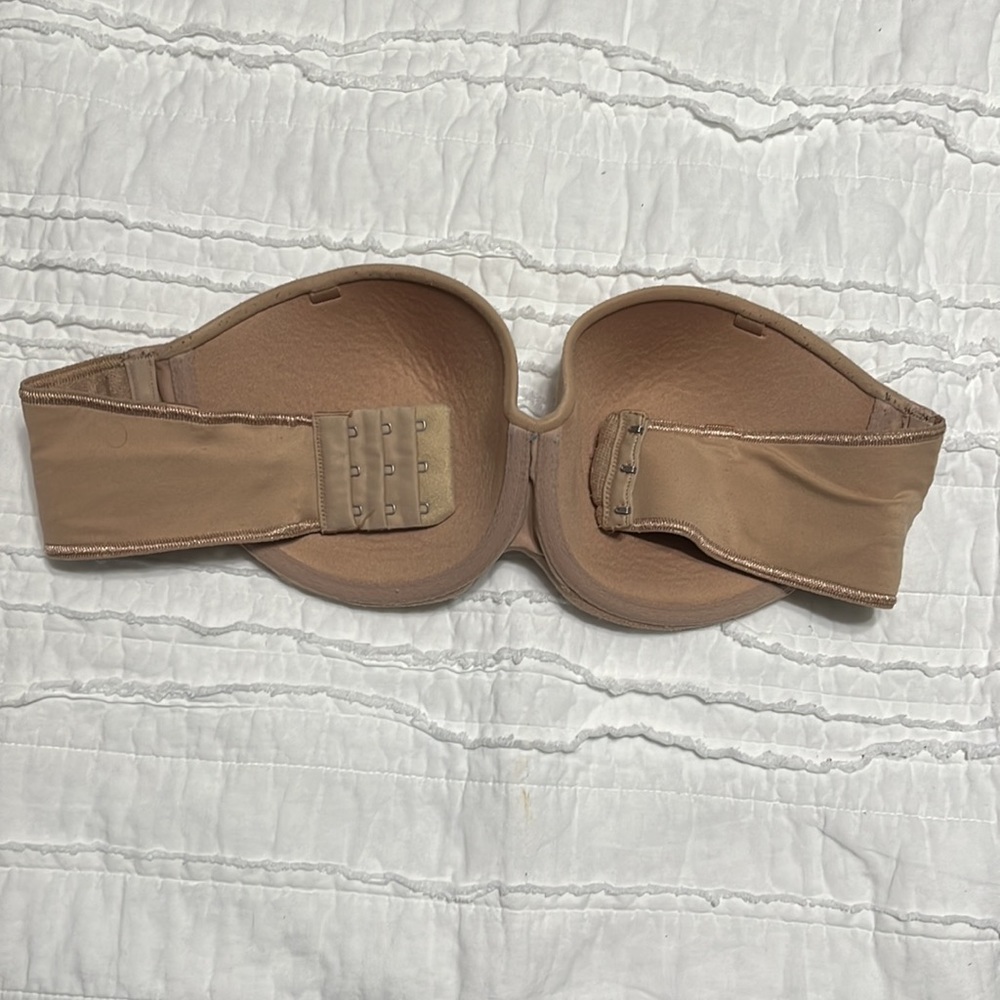 Victorias Secret Body by Victoria lined strapless bra - Picture 2 of 3
